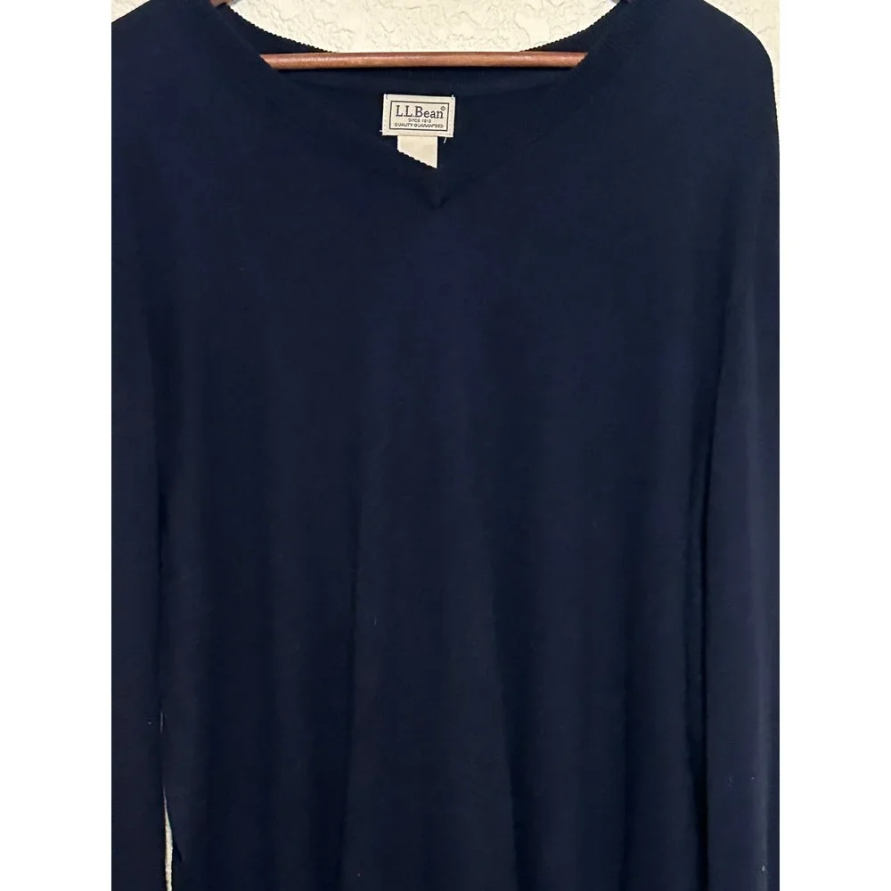 LL Bean Mens XL Navy Blue Cotton Cashmere V-Neck Sweater work Casual layer